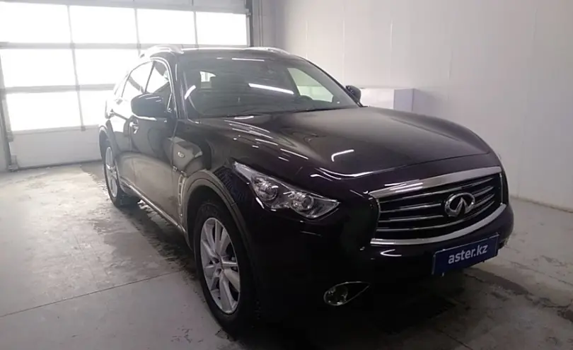 Infiniti QX70 2014 года за 14 000 000 тг. в Павлодар фото 3