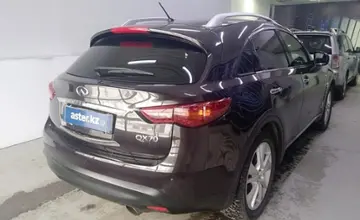 Infiniti QX70 2014 года за 14 000 000 тг. в Павлодар