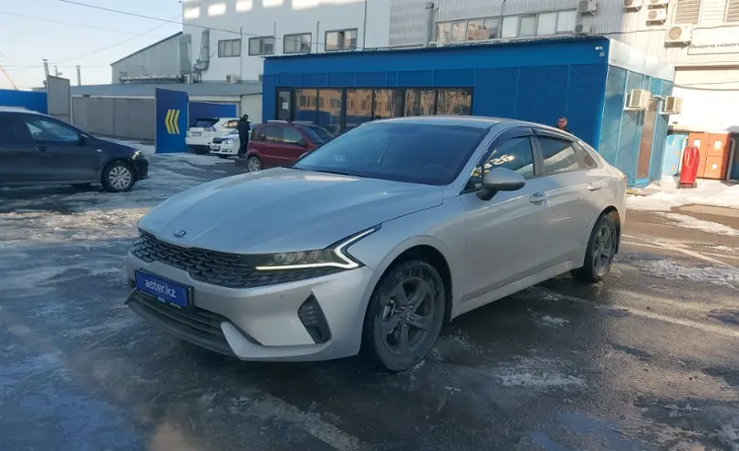 Kia K5 2021 года за 9 900 000 тг. в Алматы