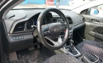 Hyundai Elantra 2019 года за 8 700 000 тг. в Шымкент фото 5