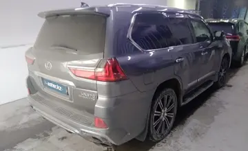 Lexus LX 2017 года за 47 000 000 тг. в Павлодар