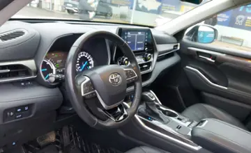 Toyota Highlander 2022 года за 21 000 000 тг. в Шымкент фото 5