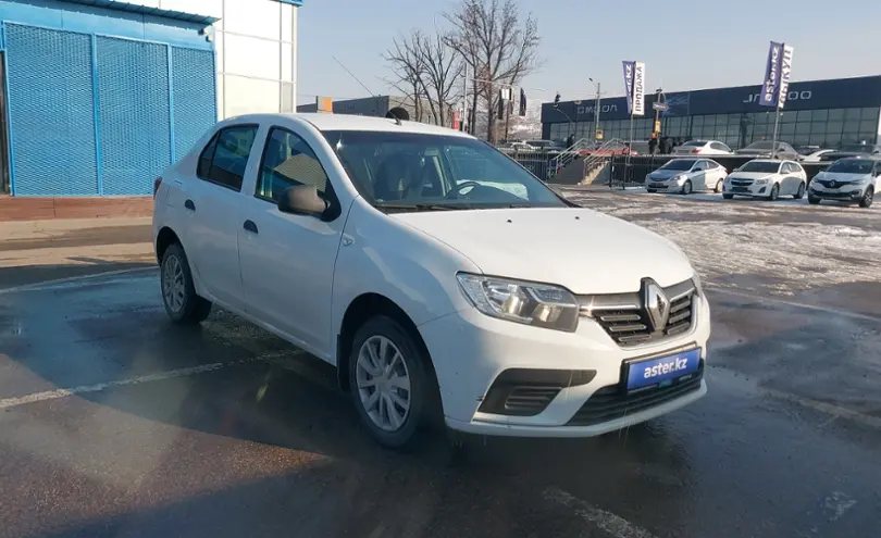 Renault Logan 2018 года за 3 300 000 тг. в Алматы фото 2