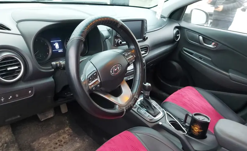 Hyundai Kona 2019 года за 9 500 000 тг. в Шымкент фото 5