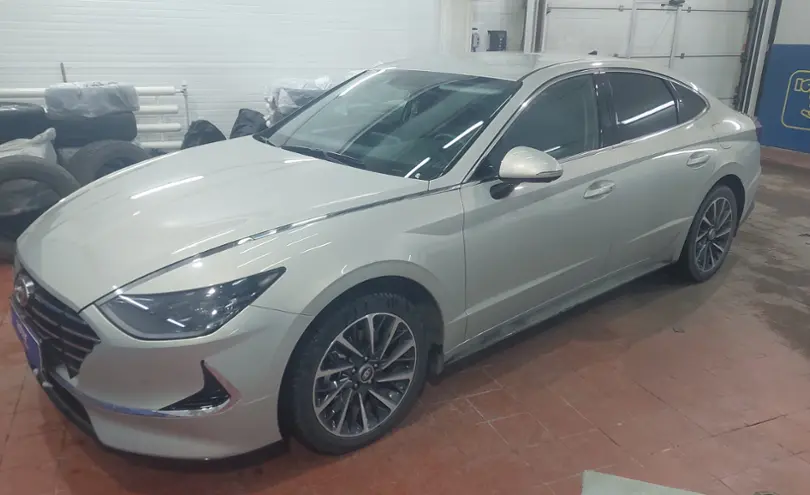 Hyundai Sonata 2022 года за 13 000 000 тг. в Астана