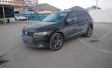 Volkswagen Tiguan 2018 года за 10 000 000 тг. в Шымкент фото 1