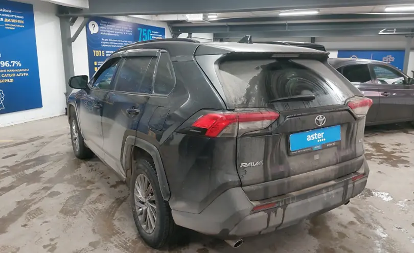 Toyota RAV4 2020 года за 11 500 000 тг. в Астана фото 4