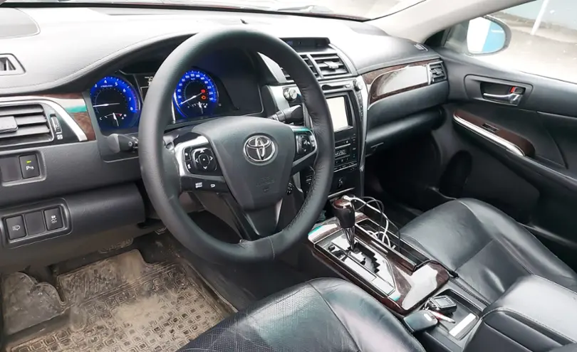 Toyota Camry 2015 года за 10 500 000 тг. в Шымкент фото 5
