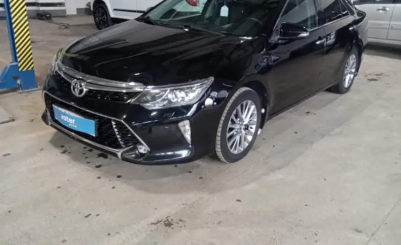 Toyota Camry 2017 года за 14 000 000 тг. в Караганда