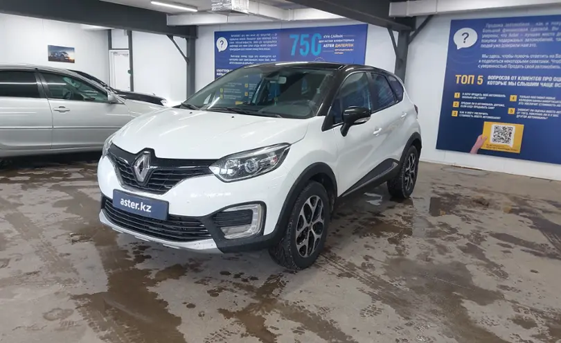 Renault Kaptur 2018 года за 9 000 000 тг. в Астана