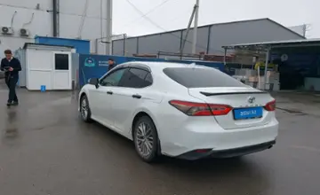 Toyota Camry 2018 года за 12 500 000 тг. в Шымкент фото 4
