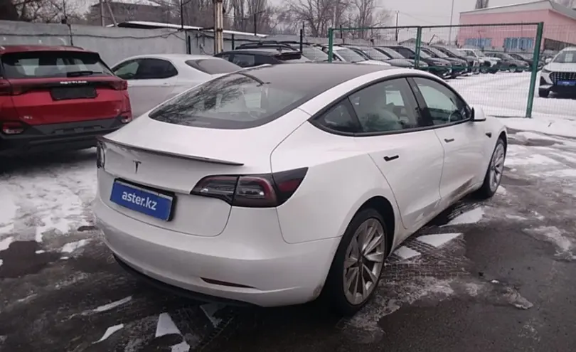 Tesla Model 3 2021 года за 15 900 000 тг. в Алматы фото 5