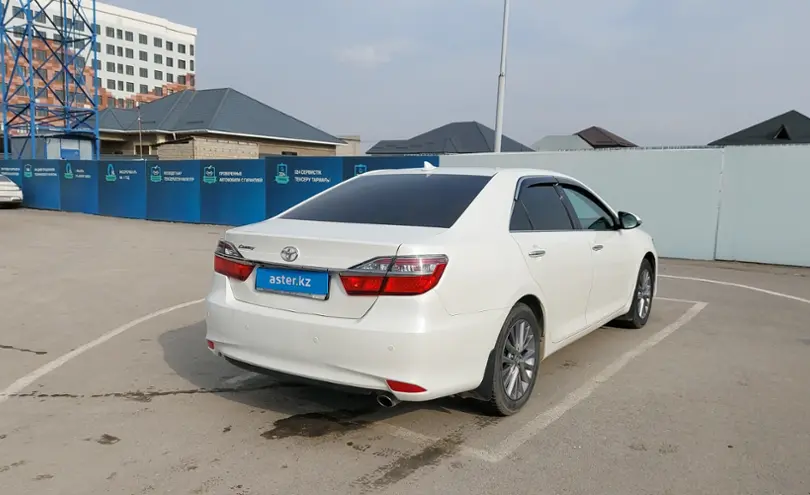 Toyota Camry 2018 года за 14 000 000 тг. в Шымкент фото 3
