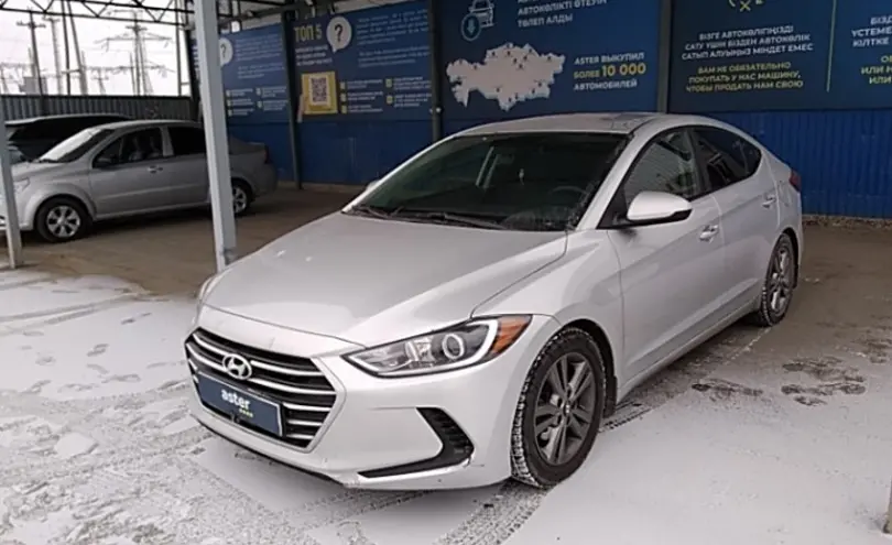 Hyundai Elantra 2018 года за 8 000 000 тг. в Атырау