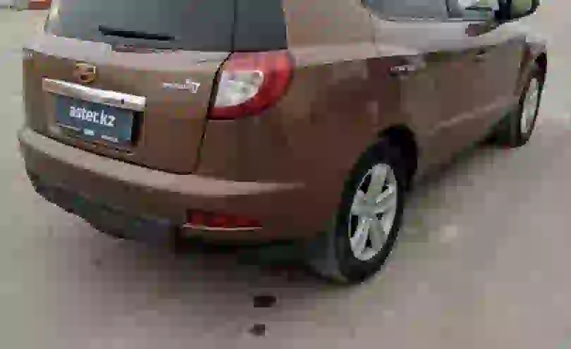 Geely Emgrand X7 2013 года за 4 000 000 тг. в Актау фото 5