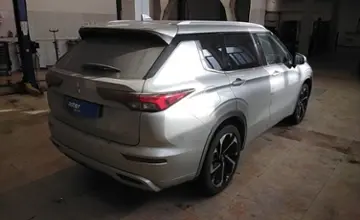 Mitsubishi Outlander 2023 года за 18 000 000 тг. в Актобе