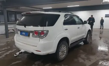 Toyota Fortuner 2014 года за 13 000 000 тг. в Астана фото 3