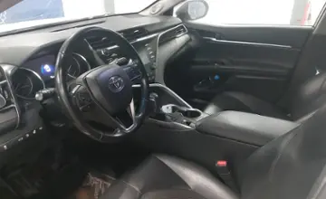 Toyota Camry 2018 года за 13 000 000 тг. в Астана фото 5