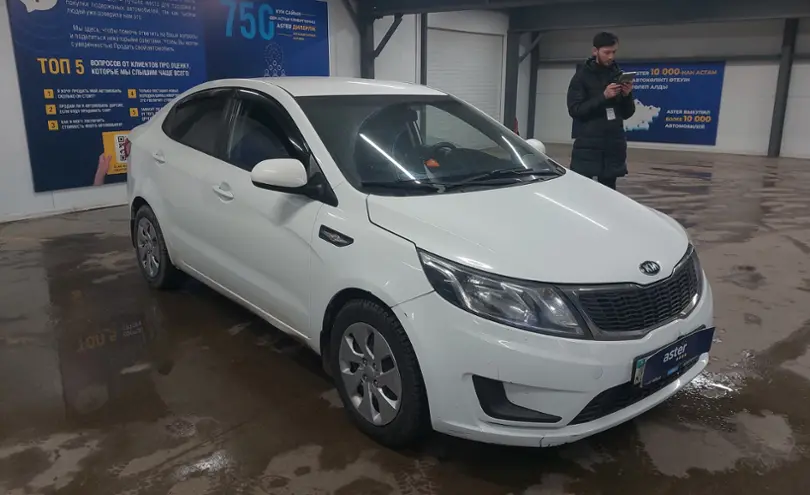 Kia Rio 2015 года за 4 500 000 тг. в Астана фото 2