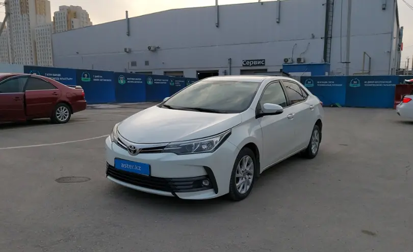 Toyota Corolla 2018 года за 9 800 000 тг. в Шымкент