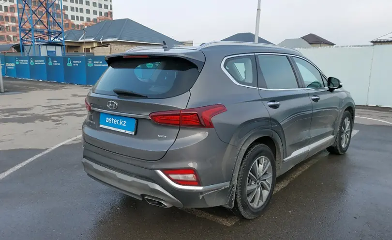 Hyundai Santa Fe 2020 года за 13 000 000 тг. в Шымкент фото 3