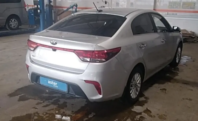 Kia Rio 2020 года за 8 500 000 тг. в Караганда фото 5