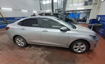 Chevrolet Onix 2023 года за 8 300 000 тг. в Астана фото 4