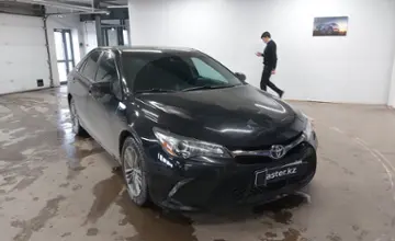 Toyota Camry 2016 года за 10 000 000 тг. в Астана фото 2