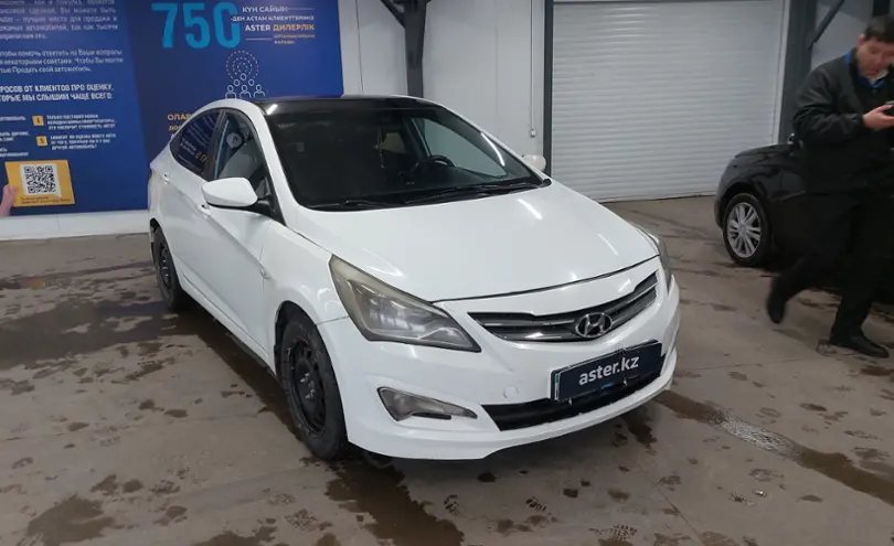 Hyundai Solaris 2015 года за 4 500 000 тг. в Астана фото 2
