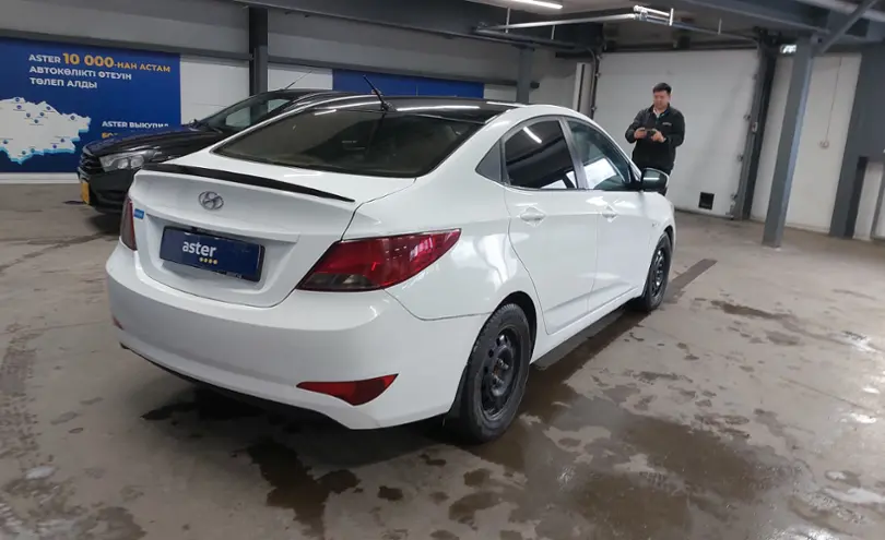 Hyundai Solaris 2015 года за 4 500 000 тг. в Астана фото 3