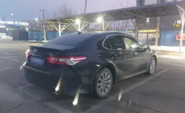 Toyota Camry 2018 года за 11 000 000 тг. в Алматы фото 3