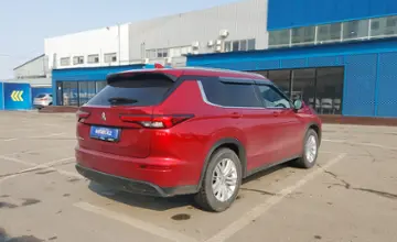 Mitsubishi Outlander 2022 года за 15 500 000 тг. в Алматы фото 3