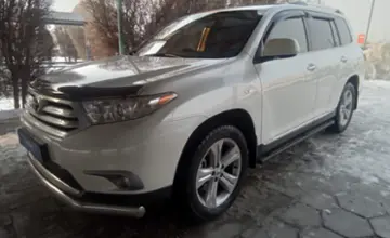 Toyota Highlander 2013 года за 14 500 000 тг. в Талдыкорган фото 1