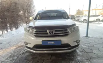 Toyota Highlander 2013 года за 14 500 000 тг. в Талдыкорган фото 2