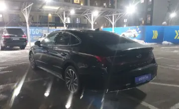Hyundai Sonata 2022 года за 14 000 000 тг. в Алматы фото 4