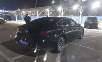 Hyundai Sonata 2022 года за 14 000 000 тг. в Алматы фото 3