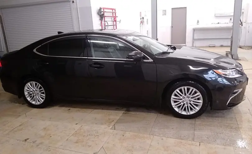 Lexus ES 2017 года за 18 000 000 тг. в Актобе фото 4