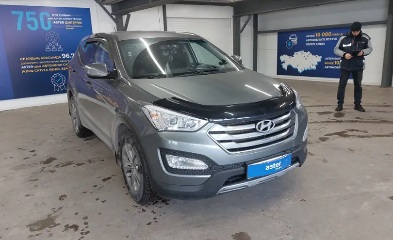 Hyundai Santa Fe 2013 года за 9 500 000 тг. в Астана фото 2