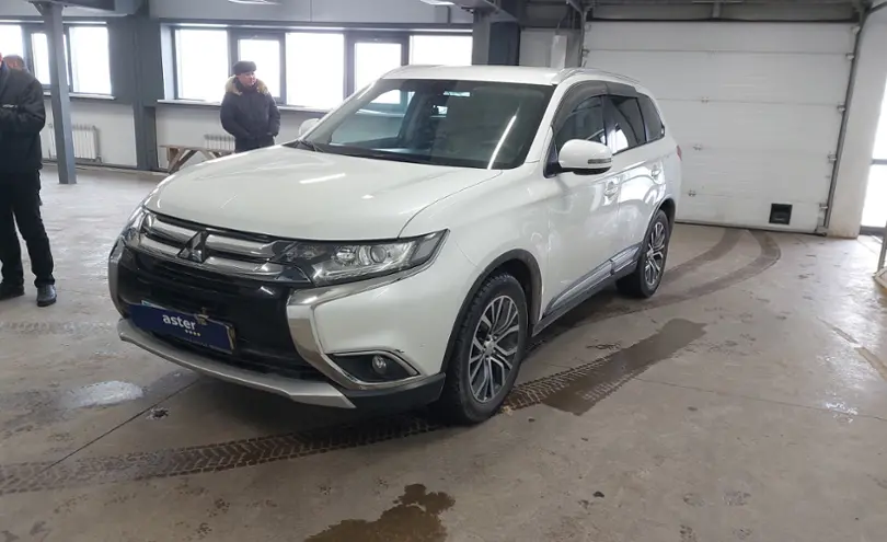 Mitsubishi Outlander 2016 года за 11 500 000 тг. в Астана