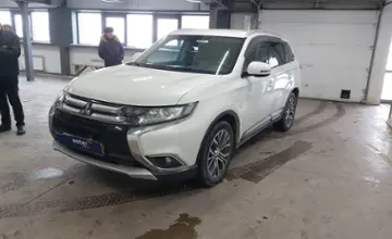 Mitsubishi Outlander 2016 года за 11 500 000 тг. в Астана фото 1