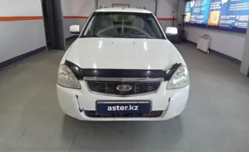 LADA (ВАЗ) Priora 2015 года за 2 500 000 тг. в Уральск фото 2
