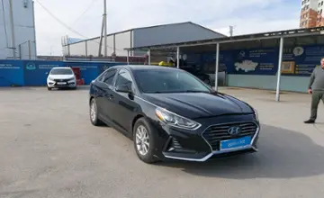 Hyundai Sonata 2019 года за 9 500 000 тг. в Шымкент фото 2
