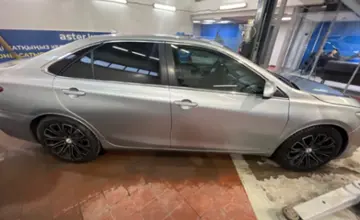 Toyota Camry 2016 года за 10 000 000 тг. в Астана фото 4