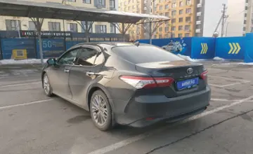 Toyota Camry 2018 года за 12 500 000 тг. в Алматы фото 4