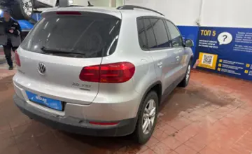 Volkswagen Tiguan 2014 года за 8 000 000 тг. в Астана