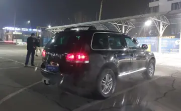 Volkswagen Touareg 2004 года за 5 000 000 тг. в Алматы фото 3
