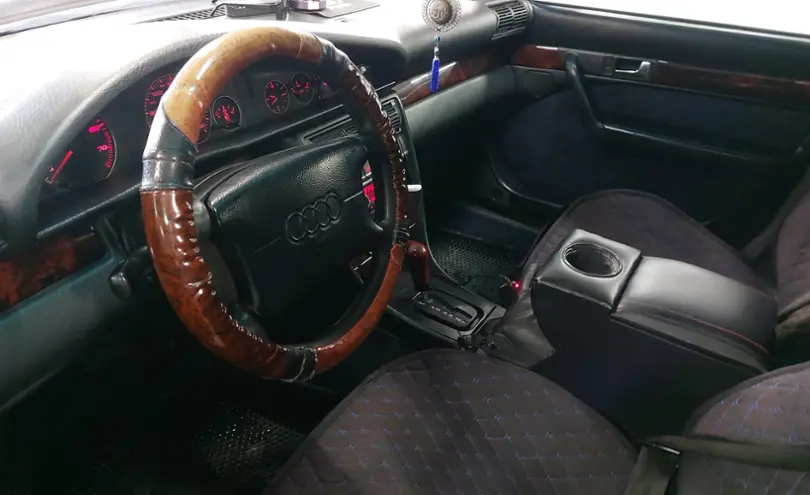 Audi A6 1995 года за 3 000 000 тг. в Астана фото 5