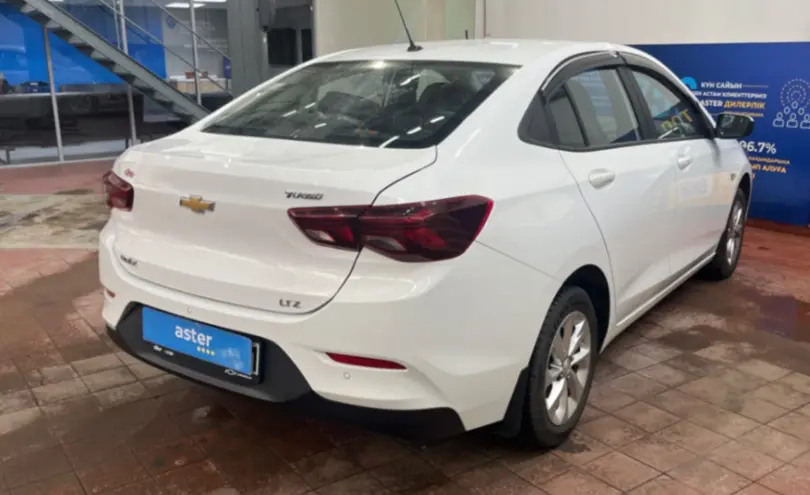Chevrolet Onix 2023 года за 6 500 000 тг. в Астана фото 5