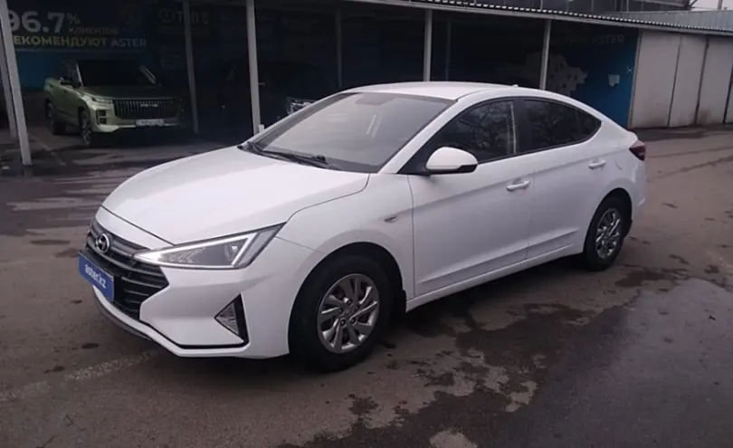 Hyundai Elantra 2019 года за 7 500 000 тг. в Алматы