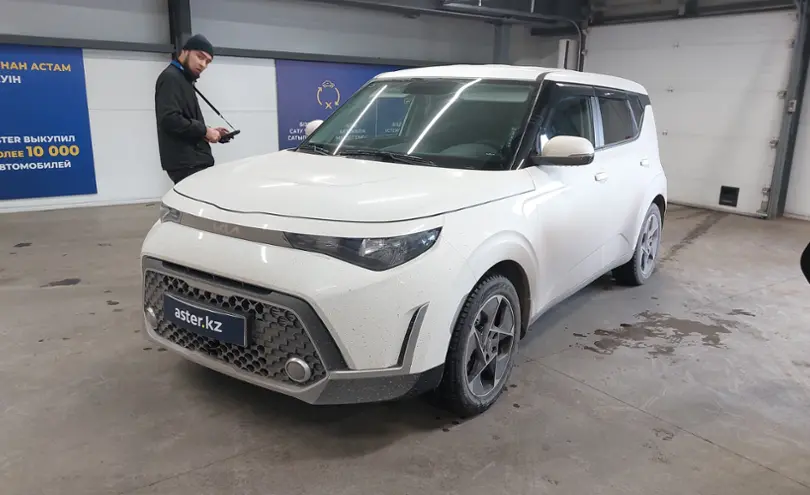 Kia Soul 2023 года за 10 000 000 тг. в Астана